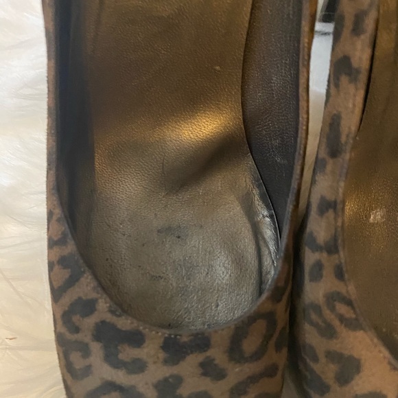 Stuart Weitzman leopard pumps - Picture 5 of 9